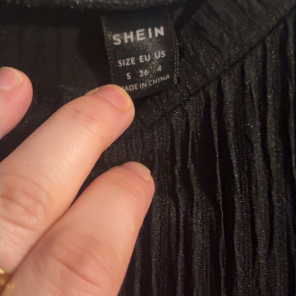 SHEIN Black Textured Pleated Blouse